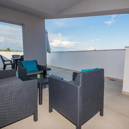 Spanic 1 Apartment *