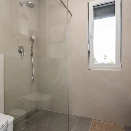 Apartment Spanic 1